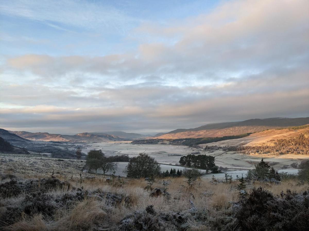 Glentruim Homestay B&B And Glamping Pods Newtonmore Exterior photo